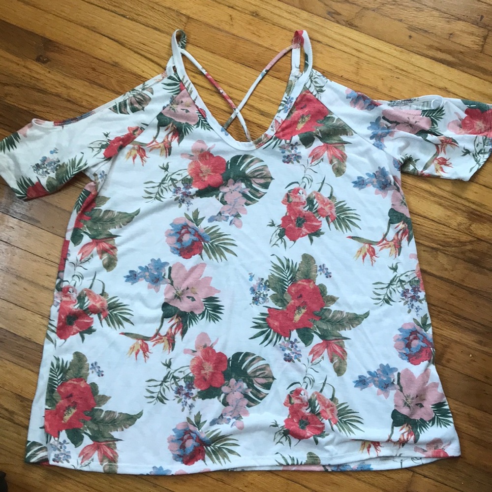 NWT Ginger G summer top
